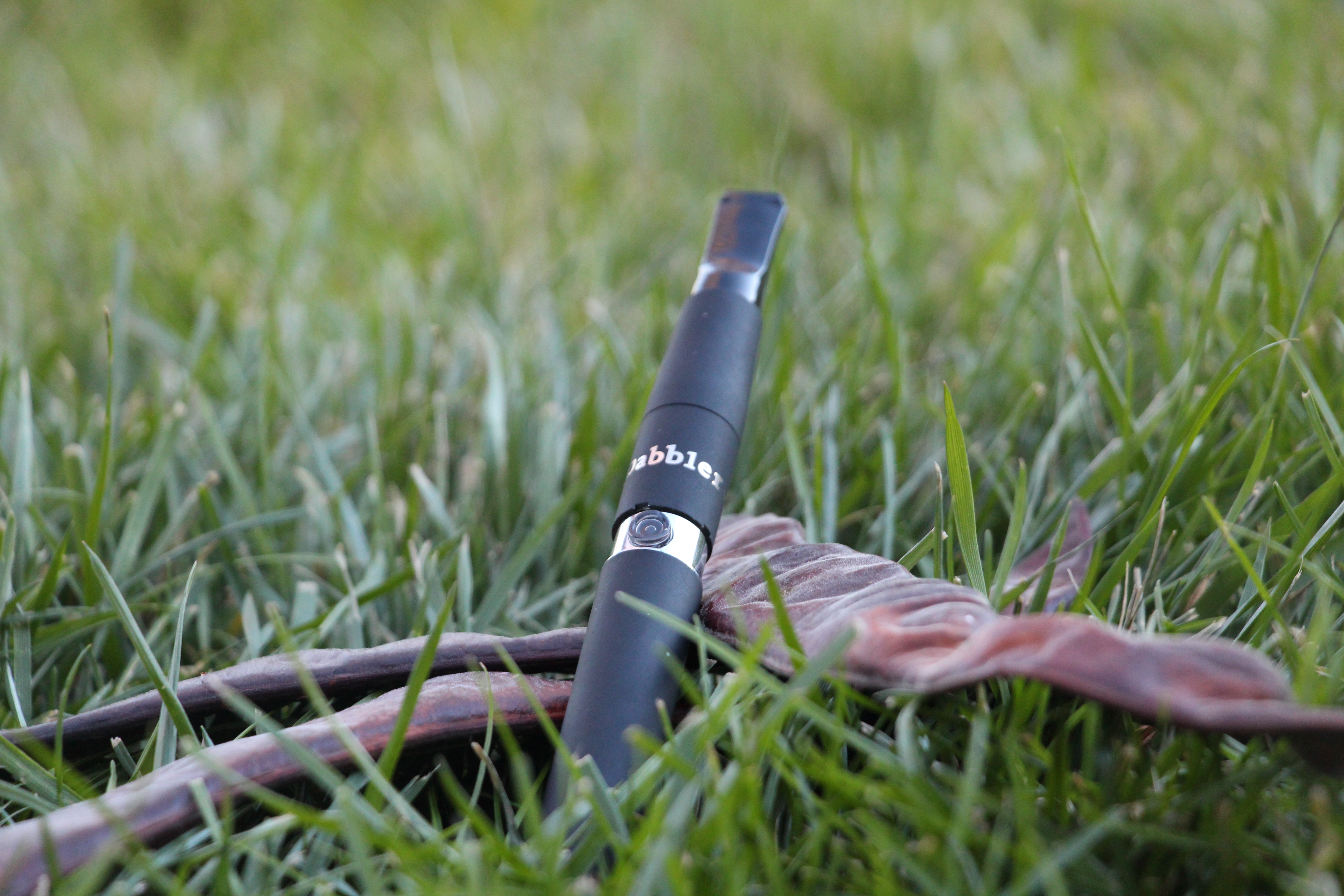 Keeping it Classy with the Vapor Brothers Dabbler Review
