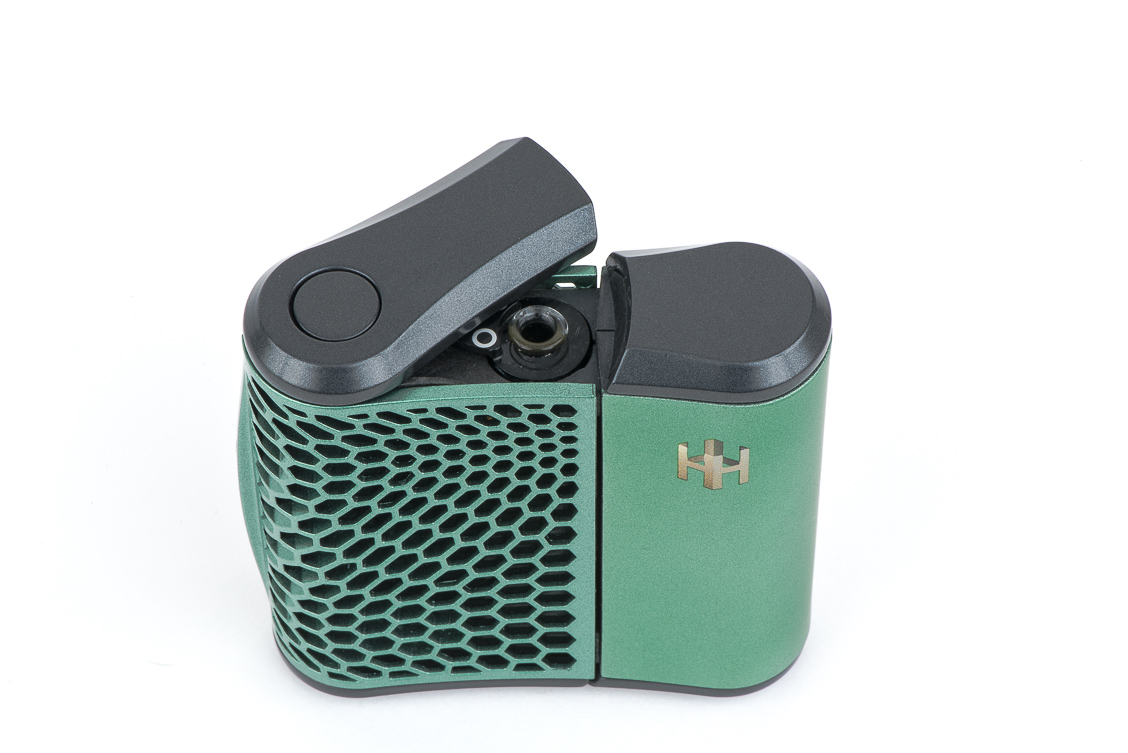 Haze Vaporizer with Mouthpiece Retracted
